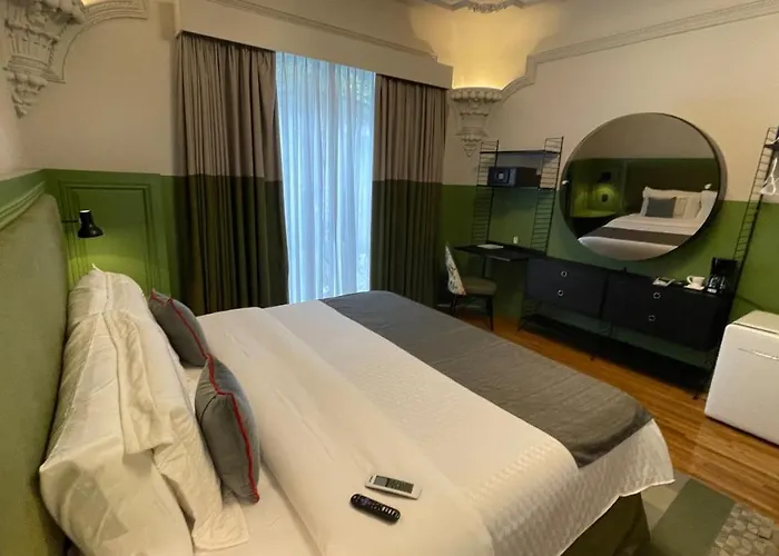 Hotel Rioma Tennyson 86