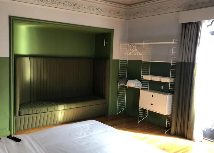 Hotel Rioma Tennyson 86